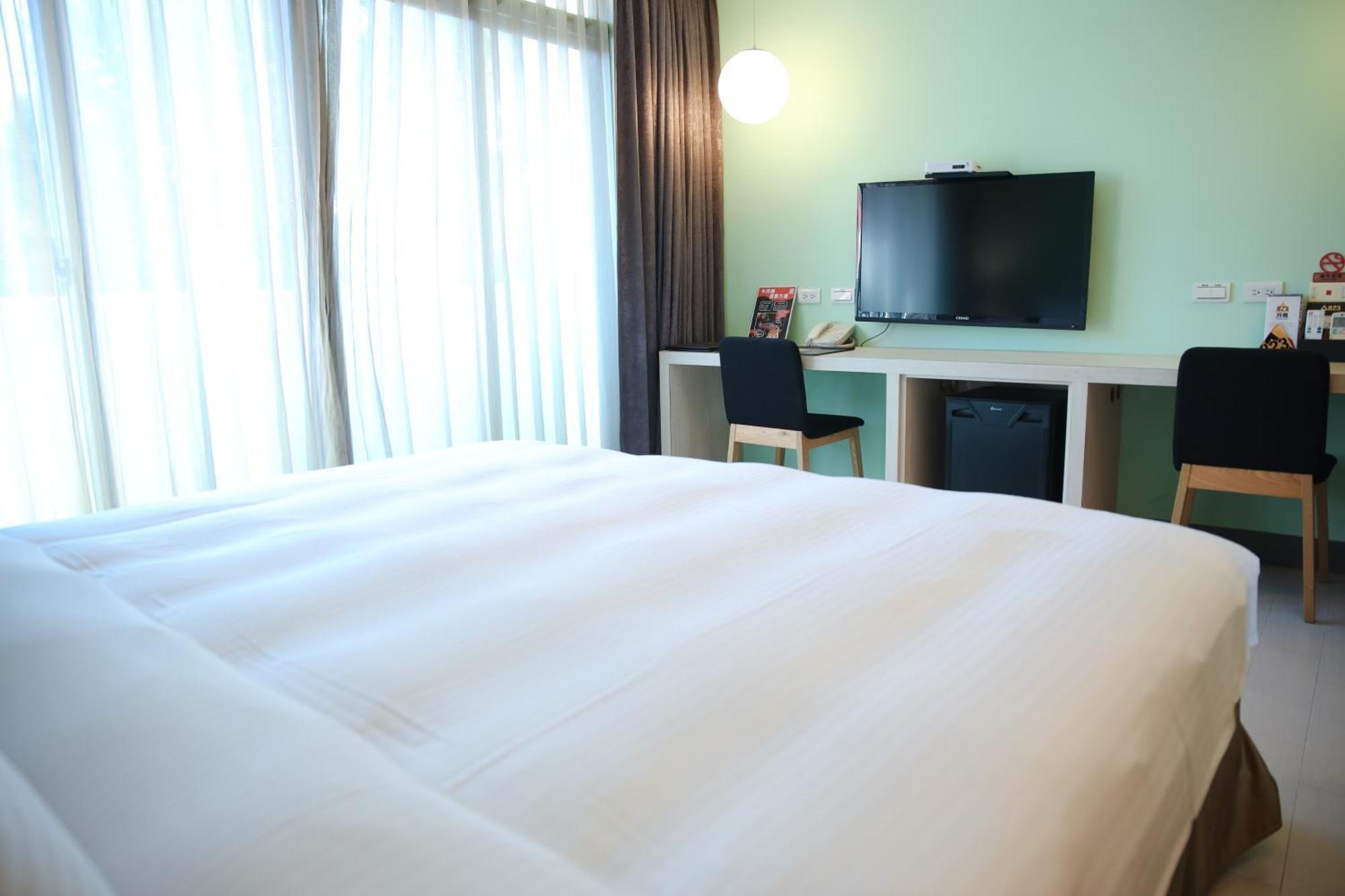 823 Tourist Hotel Jinhu Exterior foto